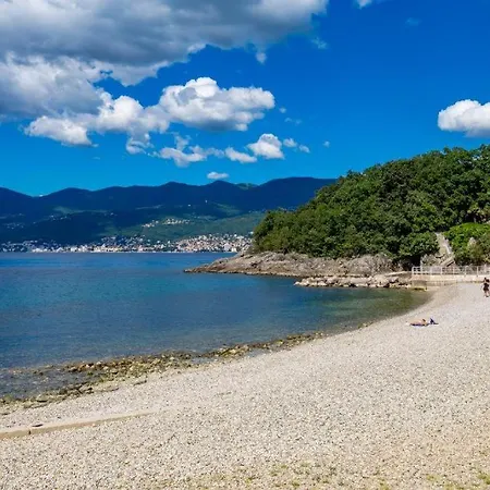 L&t Διαμέρισμα